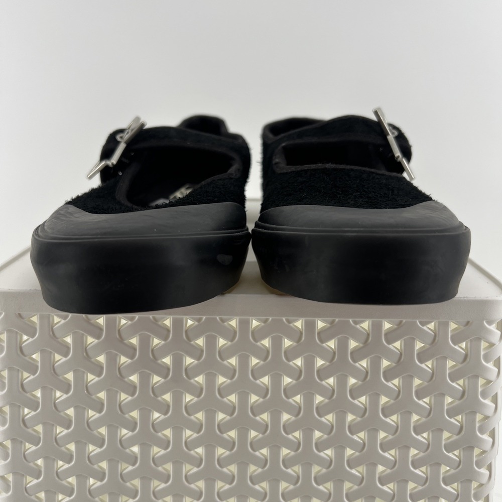 VANS Black Suede Mary Jane Flats Star Buckle Strap Round Toe Women's US 8.5